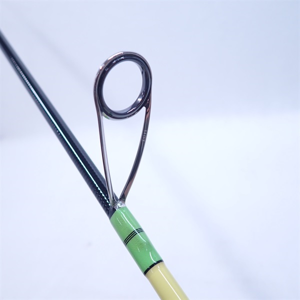 メビウス　２０２５ビビッド７１０Ｌ